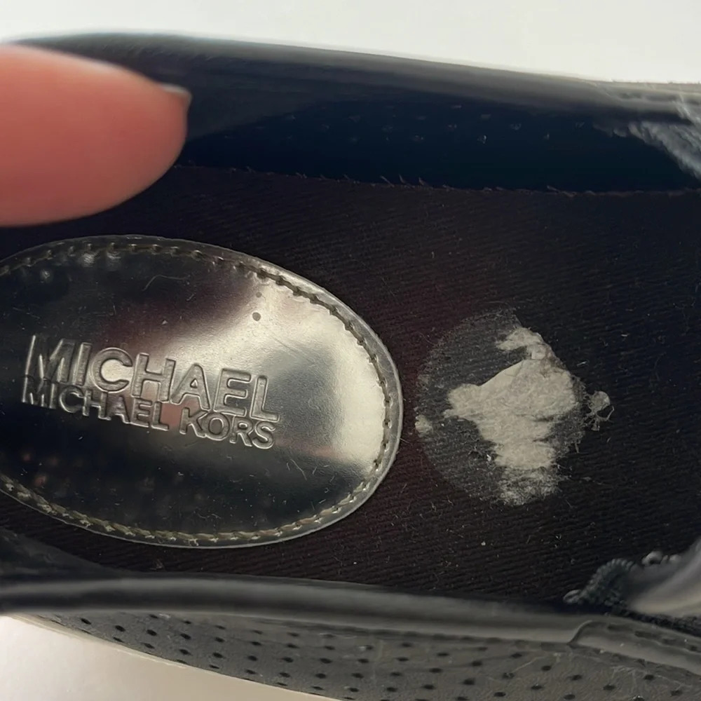 Michael Kors Black perforated slip on flats leather shoes size 6M - Picture 7 of 16
